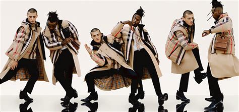 burberry singing in the rain commercial|Burberry is ‘Singing in the Rain’ with dance.